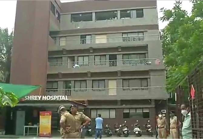 8 Dead After Fire Breaks Out At Covid-19 Hospital
