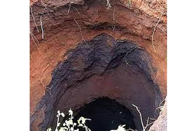 Women dead as fell into pit