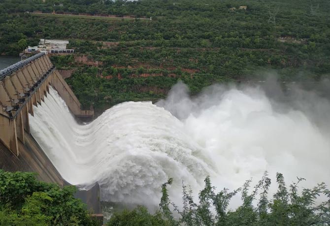 heavy flood to srisailam dam