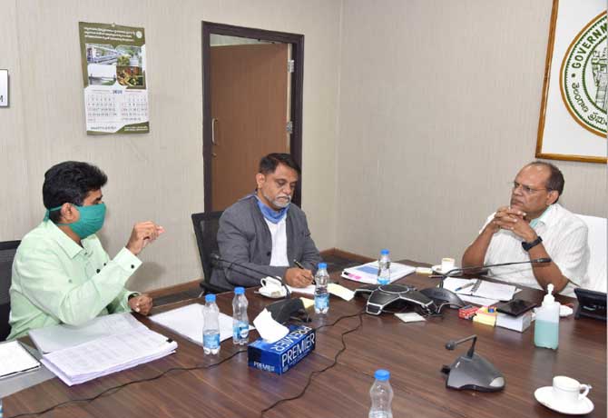 CS Somesh Kumar Held Review With Municipal Superiors