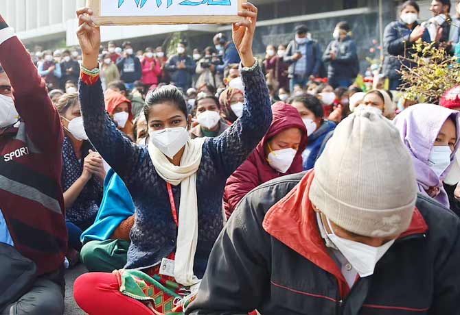 Delhi HC Puts A Stop To Nurses' Strike In AIIMS