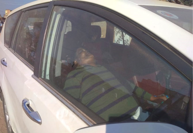 One man dead in Car in Nizamabad