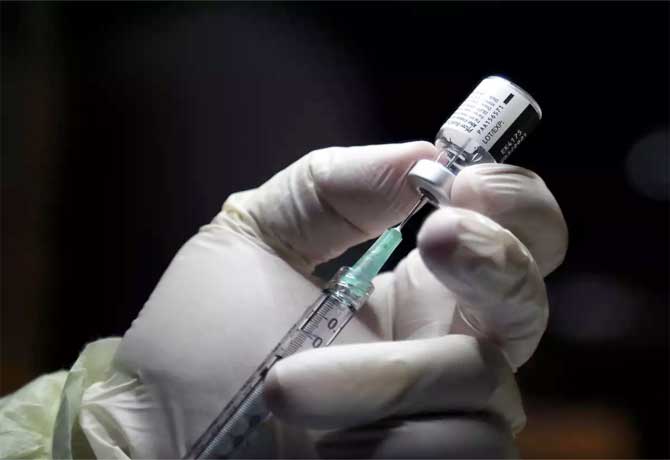 Beginning of first doses supply of vaccine in Canada