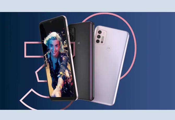 Moto G10 Power and Moto G30 in the market