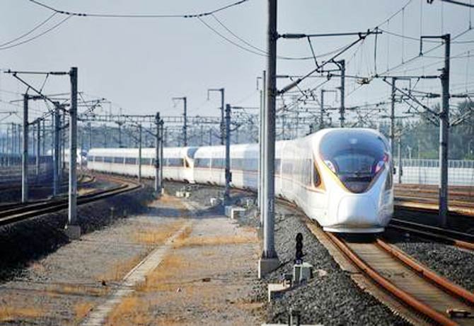 China high speed bullet trains in Tibet before July