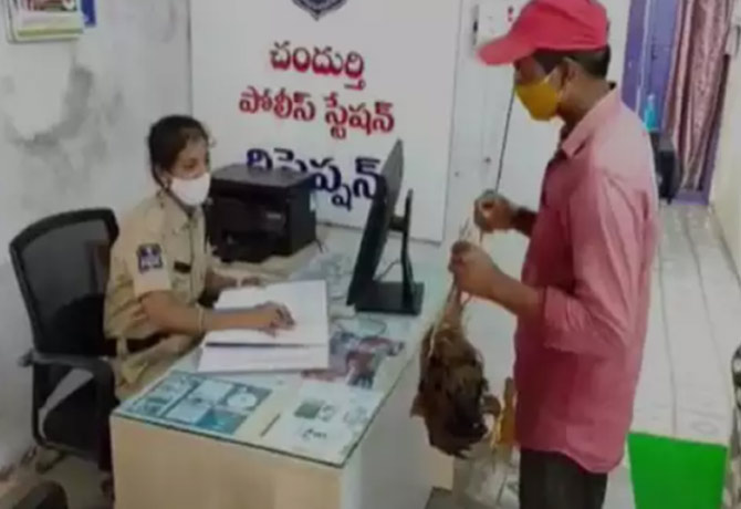 Man reached to Police station with Hen