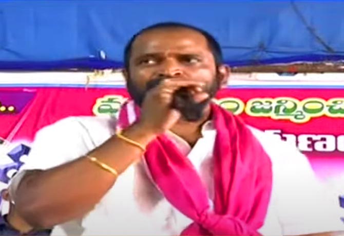 CM KCR support to Goud caste