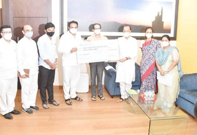 NCP donates money to Maharashtra CM relief fund
