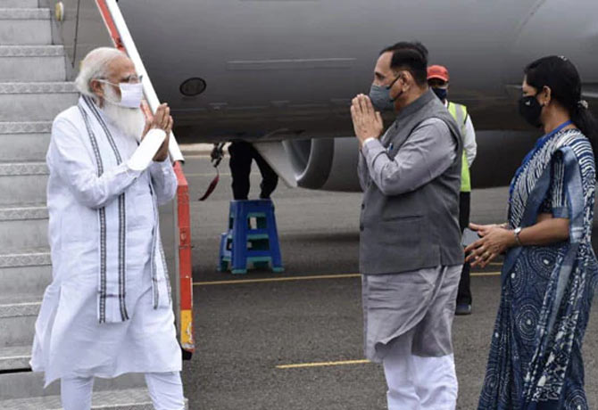 PM Modi conducts aerial survey in Gujarath