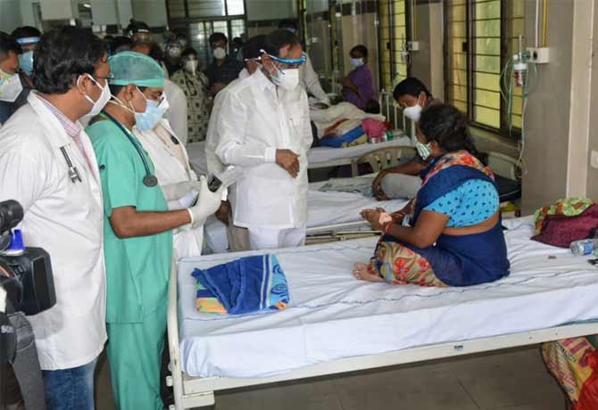 CM KCR To Visit Warangal MGM Hospital