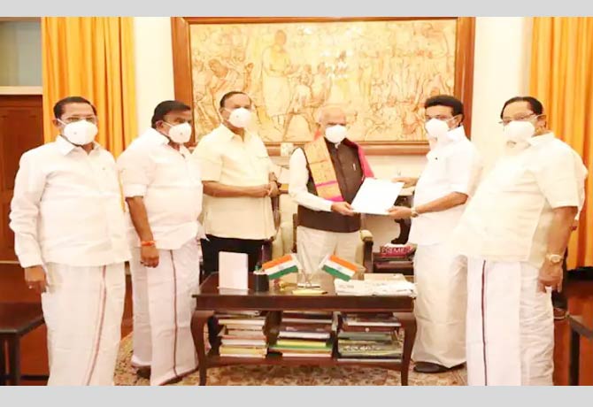 MK Stalin meets governor Banwarilal Purohit