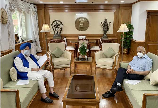 Ladakh L-G discusses air connectivity possibilities for Kargil