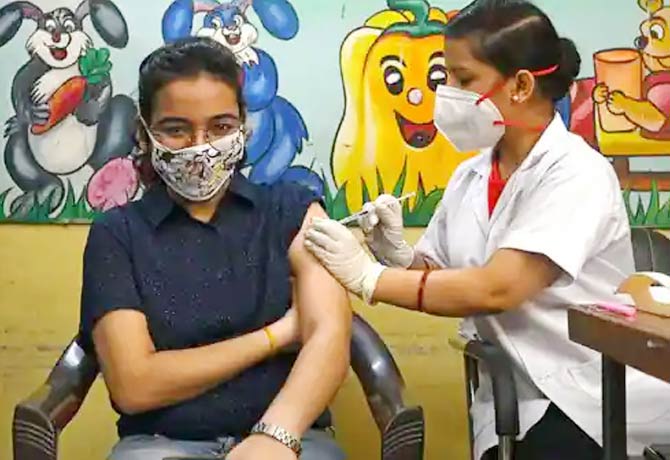 Record 69 lakh people were vaccinated in single day