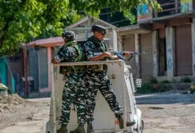 Two militants killed in Kashmir Encounter