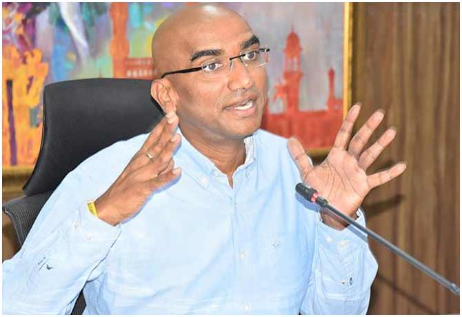 RS Praveen Kumar react on Huzurabad Contest