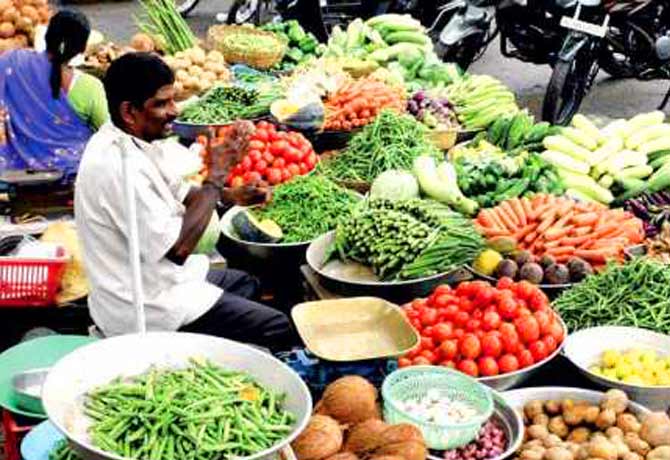Vegetable prices are rising in Hyderabad