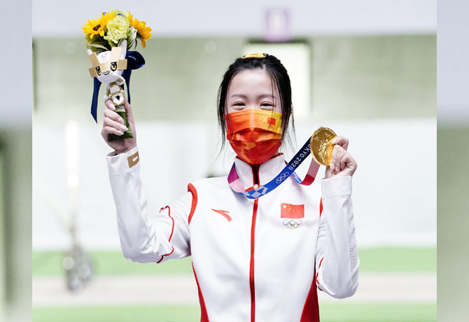 Yang Qian won first gold medal at Tokyo Olympics
