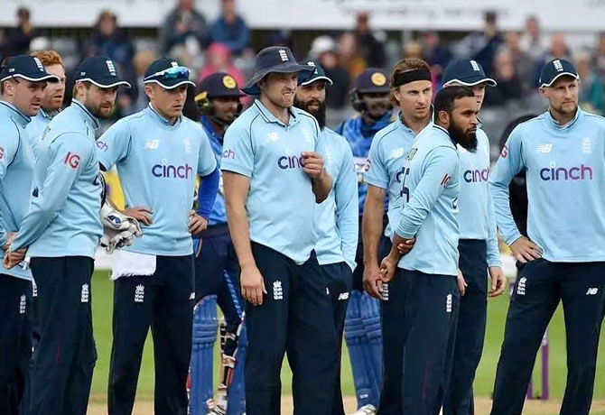 7 members of England team test positive for Covid 19
