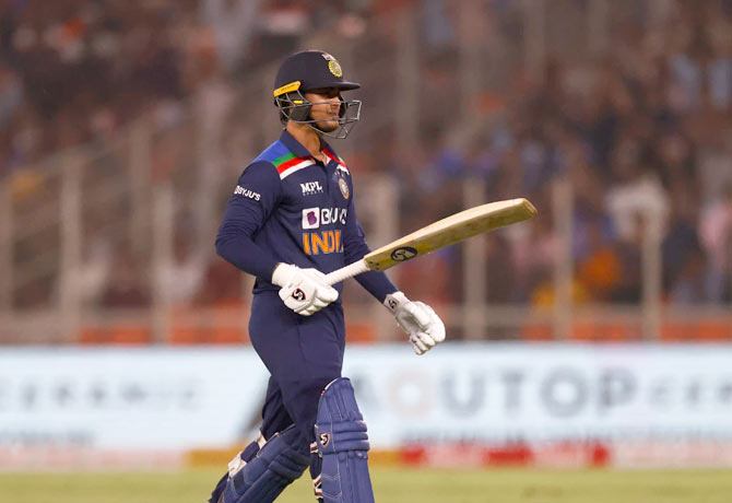 IND vs SL 2nd ODI: Ishan Kishan dismissed