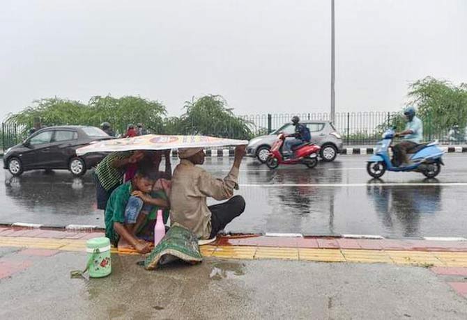 Southwest Monsoons spread across country 5 days late