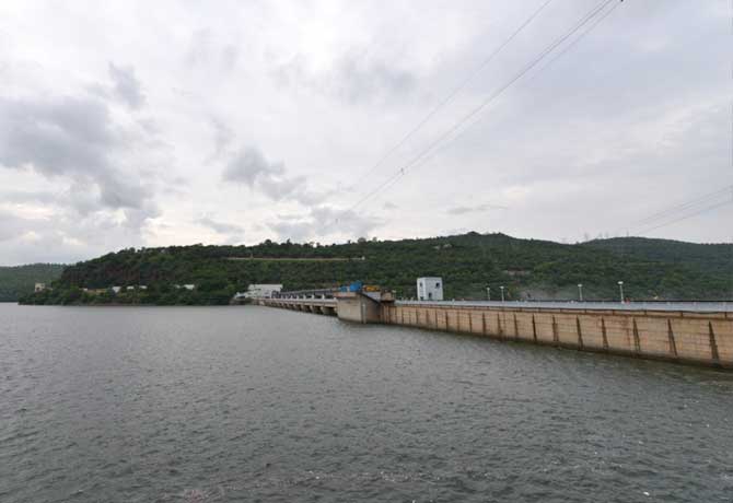 Flood water inflow decreased to Srisailam Project 