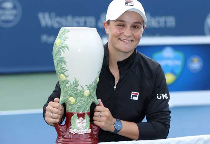 Barty wins Cincinnati Singles Title