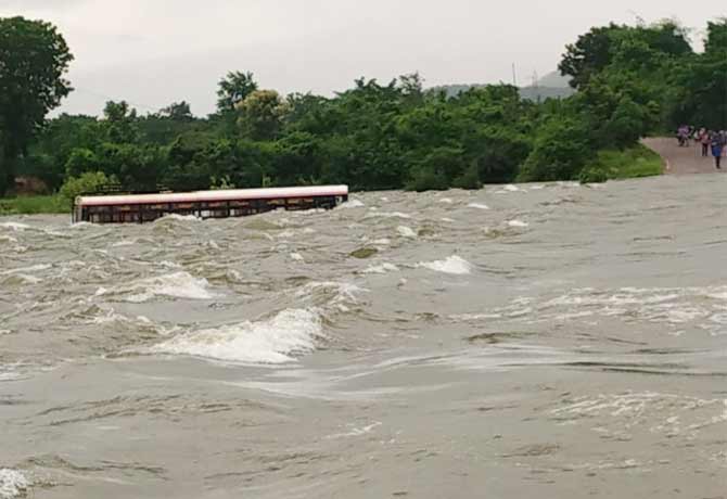 Rainfall averages 20 cm in 24 hours in telangana
