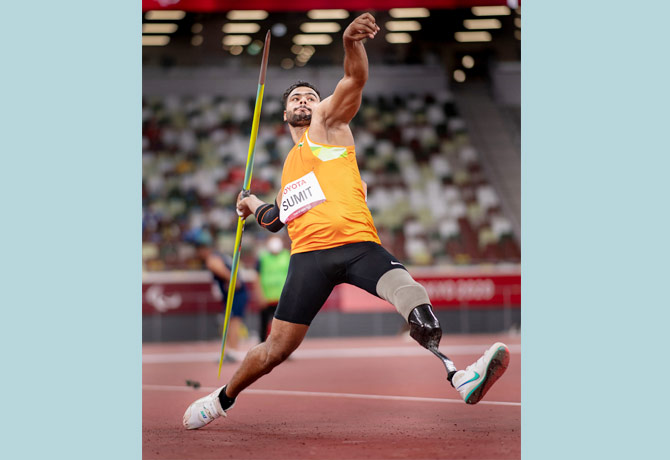 Gold medal for Sumit and Avani in Paralympics