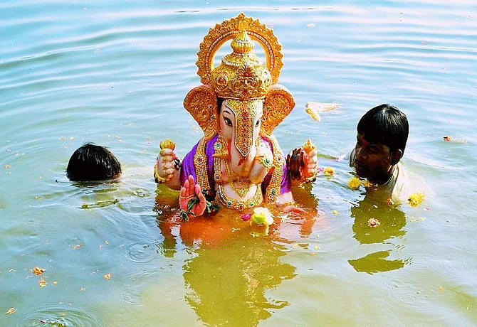 Do not immerse POP idols in Hussain Sagar lake