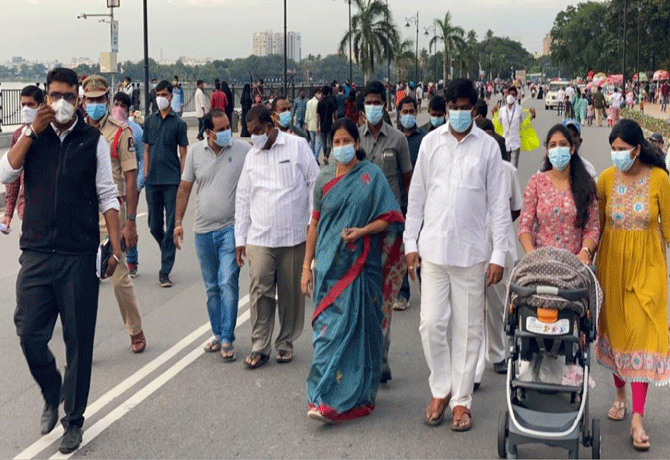 Hyderabad Deputy Mayor visiting Tank Bund