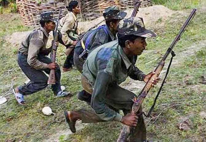 Encounter in Jharkhand: police officer Naxalites killed