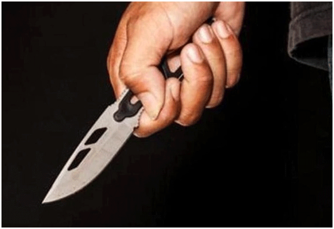 young man attacks girl with knife in nizamabad