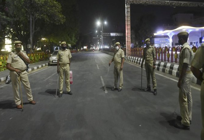 covid curfew lifted in UP