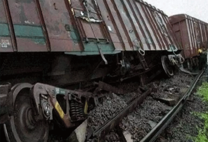 Goods train derails in Chhattisgarh