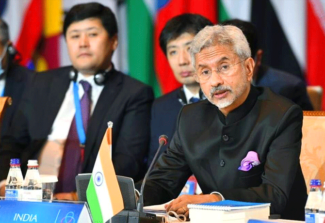 India asks international community to unite terrorism