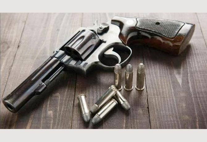 Two killed in gunfight in Pune