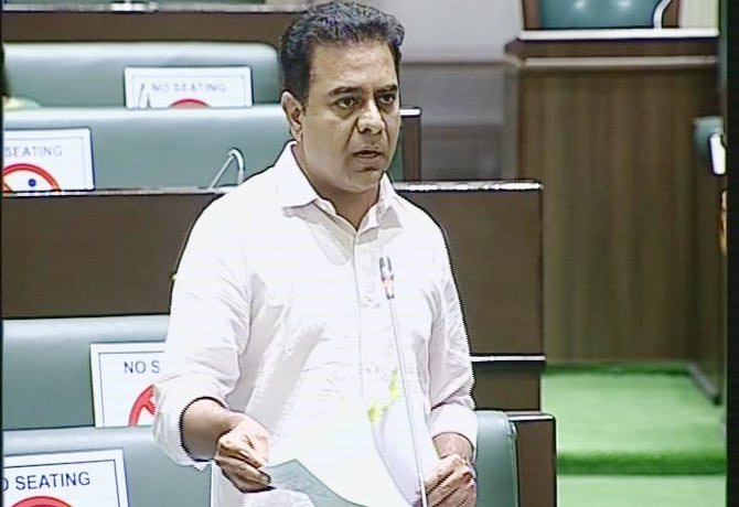 KTR announced that metro train would definitely come to Old city