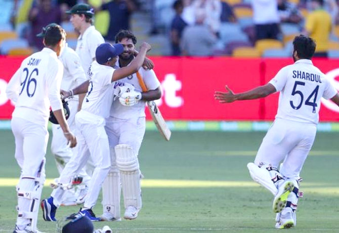 Sunil Gavaskar calls India win test series in Aus
