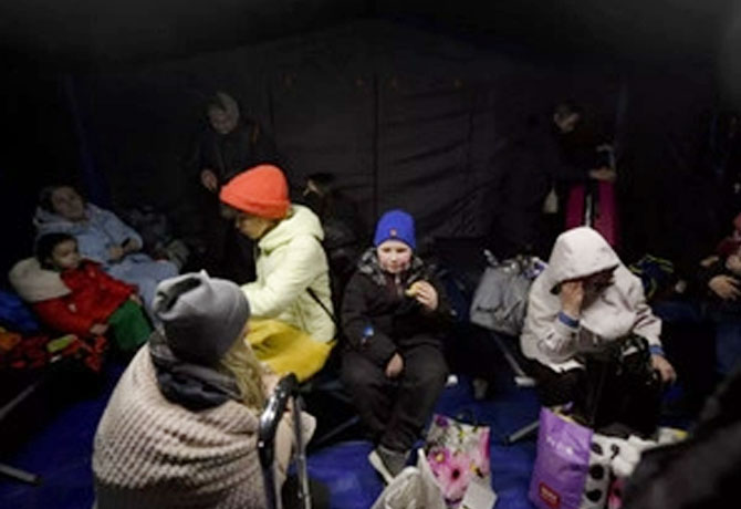 More than 2 lakh Ukrainians have moved to neighboring countries