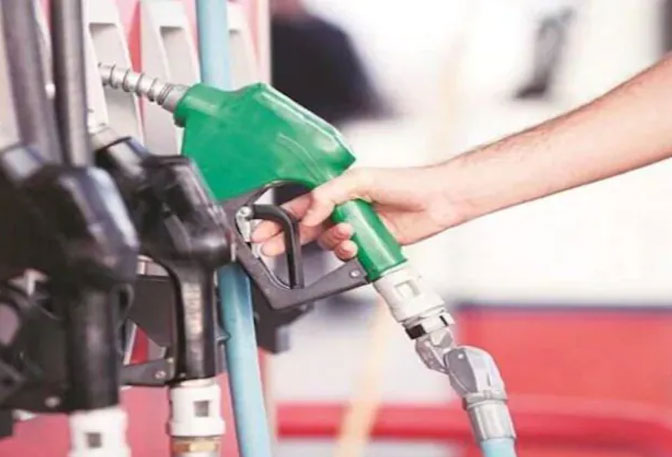 cut in excise duty, petrol cheaper by over Rs 8, diesel by Rs 7 per litre