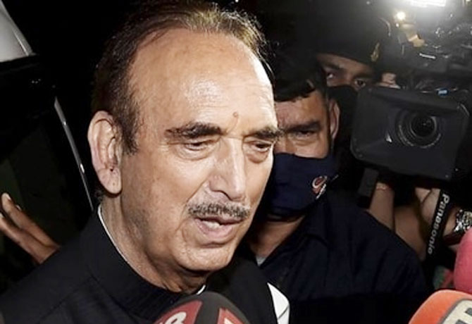 Ghulam Nabi Azad reacts to Kashmir files