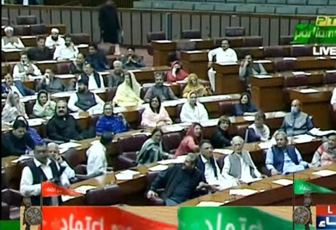 Pakistan National Assembly adjourned till Sunday