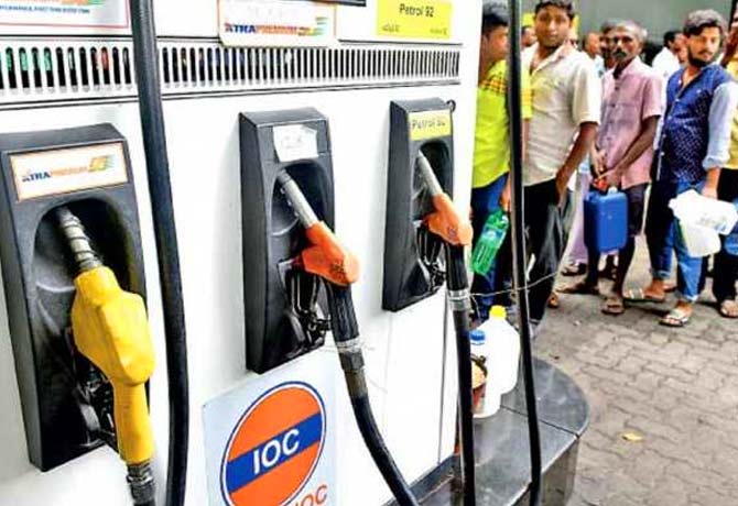liter petrol costs Rs 338 In Sri Lanka