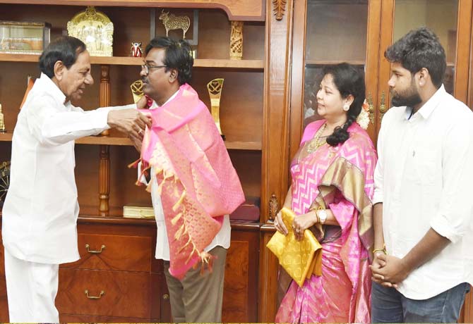 minister puvvada who met CM KCR with his family