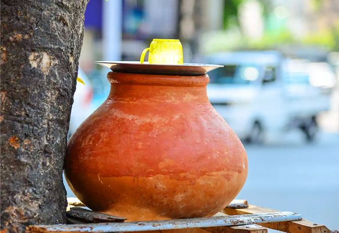 Clay Pot for Health Benefits
