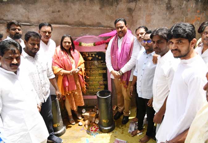 GHMC Mayor lays foundation stone for development works