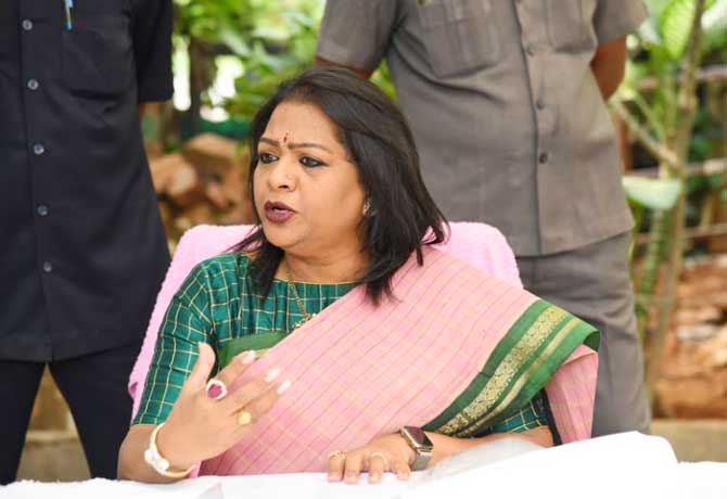 Mayor Vijayalakshmi review on Palle pattana pragathi