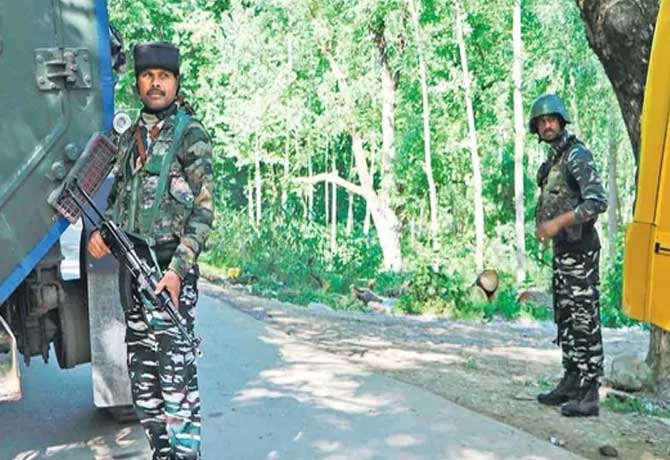 Three militants killed in Baramulla encounter