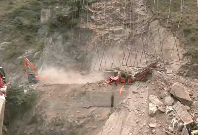 Bodies of 3 labourers found in Ramban tunnel