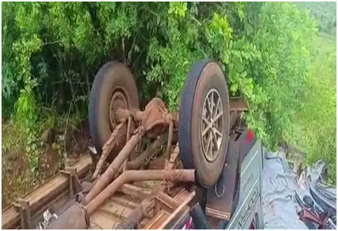 Seven died in road accident at Belagavi